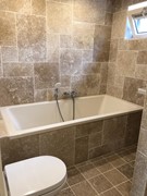 Woldberglaan, 5628 DL Eindhoven - Badkamer bad.jpg